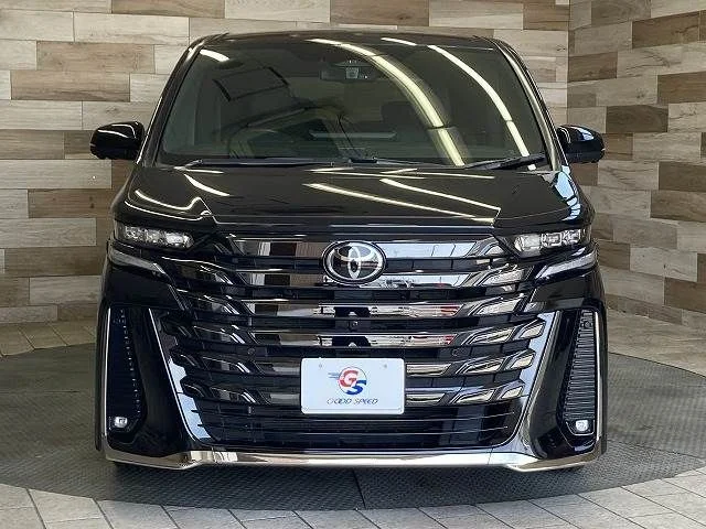 Toyota VELLFIRE HYBRID Z　プレミア photo 3
