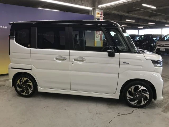 Suzuki Spacia custom ハイブリッドXS photo 2