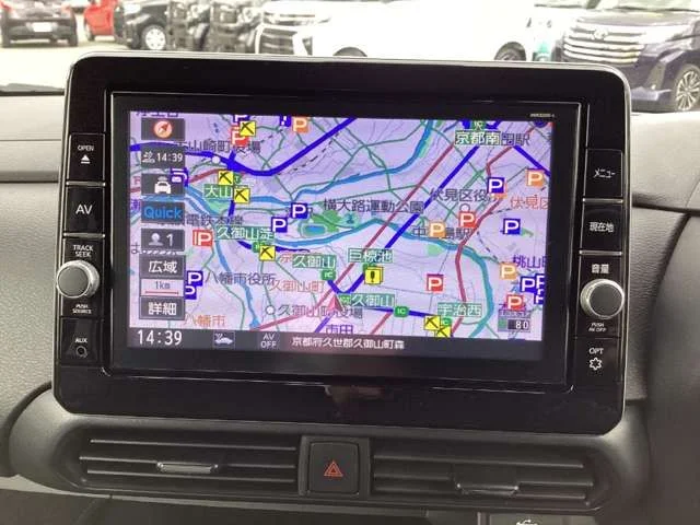 Nissan ROOX ハイウェイスターX　アーバンクロム photo 3