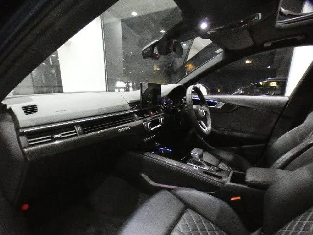 Audi AUDI S4 AVANT レザーパッケージ photo 3