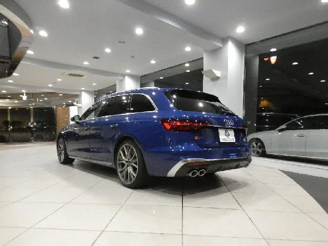 Audi AUDI S4 AVANT レザーパッケージ photo 4