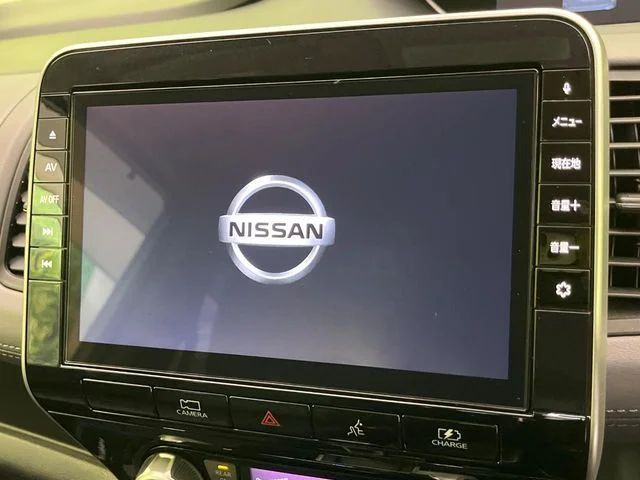 Nissan SERENA WG e−POWER　ハイウェイスター　V photo 3