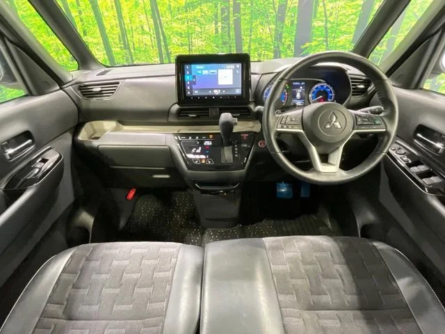 Mitsubishi DELICA MINI T　プレミアム photo 4