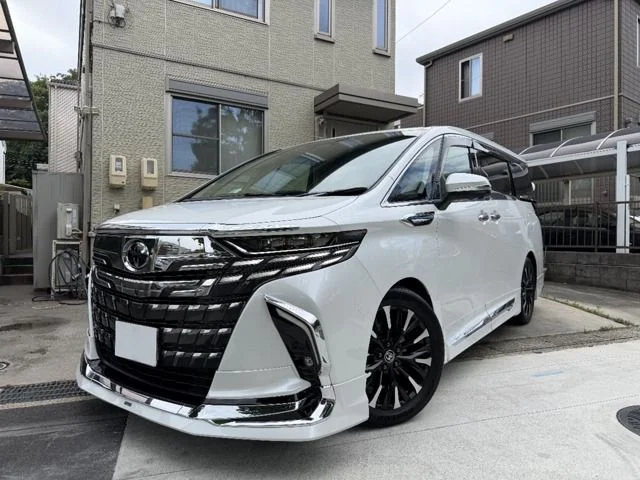Toyota ALPHARD hybrid 4WD エグゼクティブラウンジ 2023