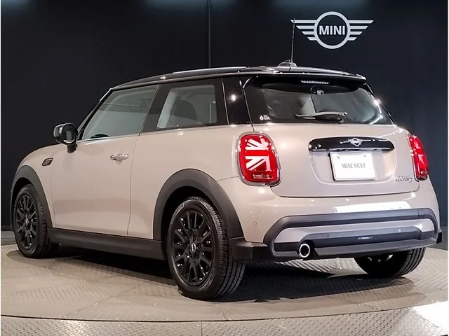 Bmw MINI COOPER D ベースグレード photo 3