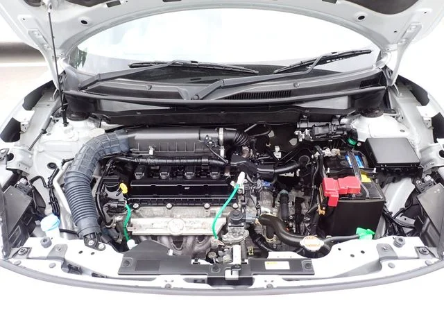 Suzuki SWIFT 4WD XG　リミテッド photo 4