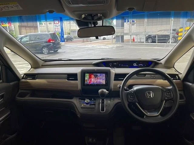 Honda FREED plus G　ホンダセンシング photo 3