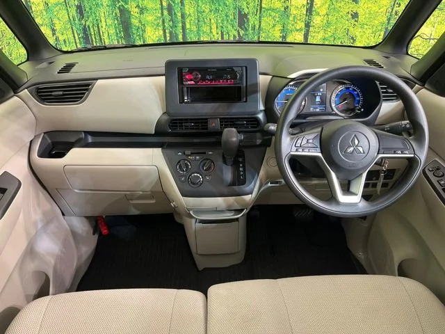 Mitsubishi eK SPACE M photo 2