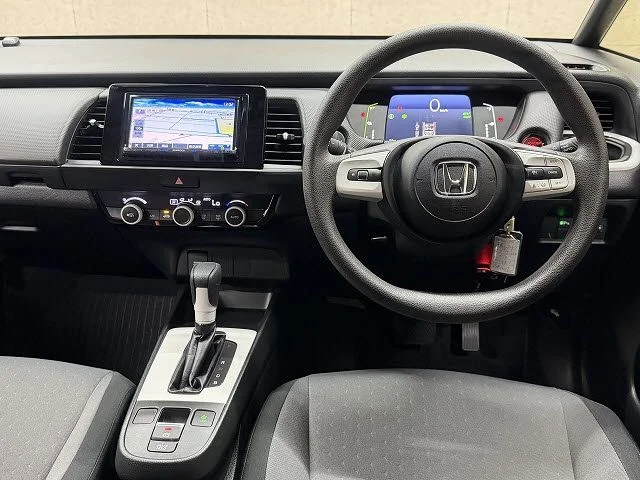 Honda FIT e:HEV ベーシック photo 2