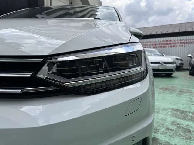 Volkswagen VOLKSWAGEN GOLF TOURAN TSI　ハイライン photo 4