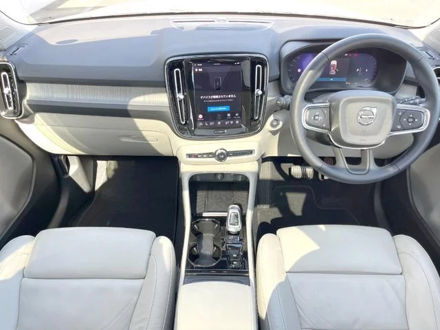 Volvo VOLVO XC40 アルティメット　B4　AWD photo 2