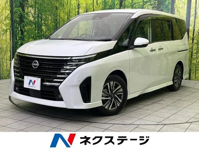 Nissan SERENA WG e−POWER　ハイウェイスター　V 2023