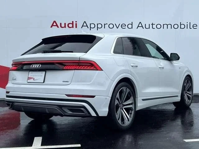 Audi AUDI Q8 55　TFSI　クワトロ　Sライン photo 3
