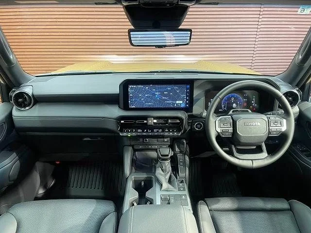 Toyota LANDCRUISER 250 VX photo 2
