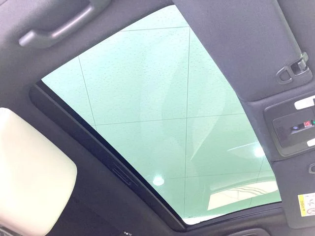 Honda VEZEL e:HEV プレイ photo 3