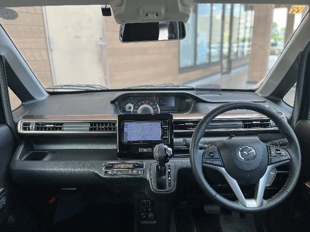 Mazda FLAIR 4WD ハイブリッドXS photo 2