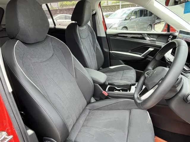 Volkswagen VOLKSWAGEN TIGUAN eTSI　エレガンス photo 2