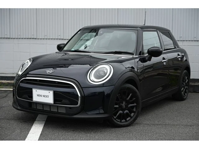 Bmw MINI COOPER D 5DOOR ベースグレード 2021