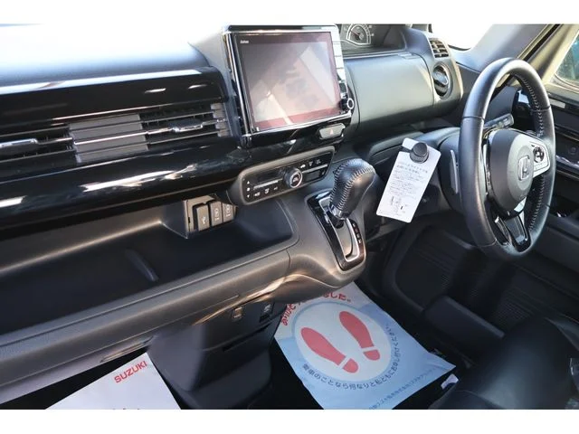 Honda N BOX CUSTOM 4WD L　ターボ photo 2