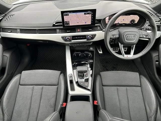 Audi AUDI A4 AVANT 35　TDI　Sライン photo 2
