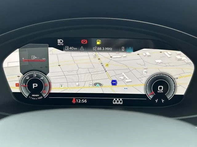 Audi AUDI A4 AVANT 35　TDI　Sライン photo 3