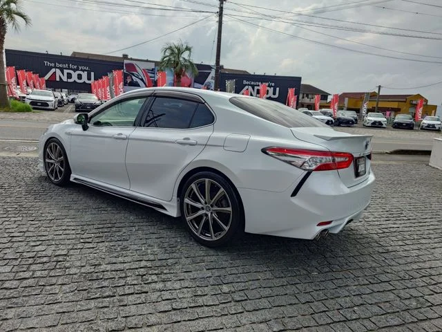 Toyota CAMRY HYBRID WS photo 4