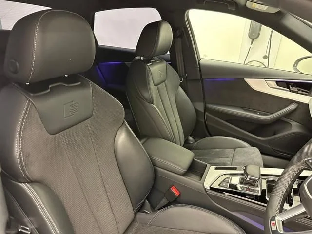 Audi AUDI A4 35　TFSI　Sライン photo 4