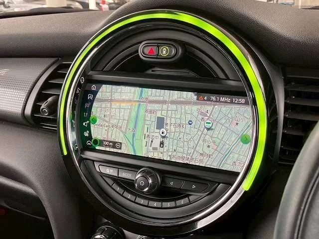 Bmw MINI COOPER 5DOOR ベースグレード photo 4