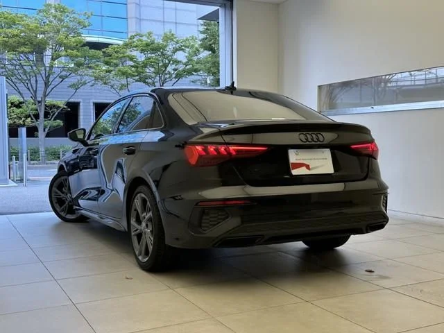 Audi AUDI A3 Sedan 30　TFSI　Sライン photo 3