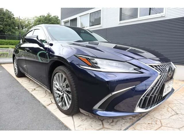 Toyota LEXUS ES300h バージョンL photo 3