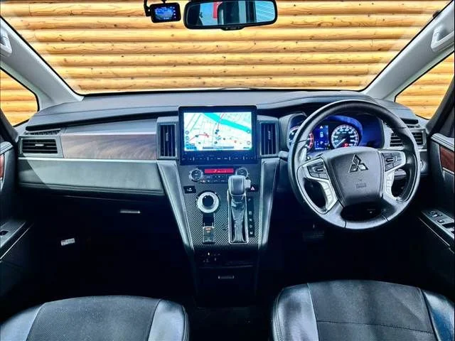 Mitsubishi DELICA D:5 4WD G　パワーパッケージ photo 2