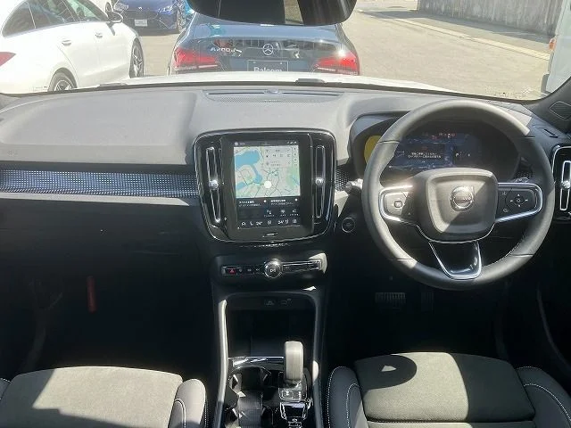 Volvo VOLVO XC40 アルティメット　B4　AWD　ダークEd photo 3