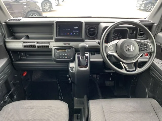 Honda N-VAN ファン　ターボ photo 2