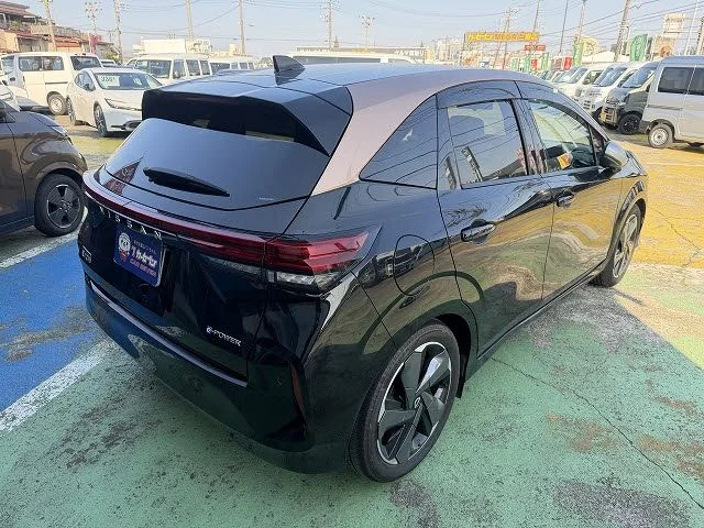 Nissan AURA G　レザーエディション photo 4