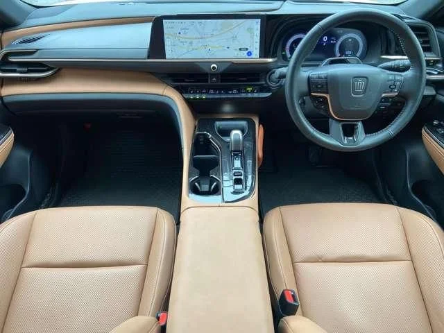 Toyota CROWN SPORT Z photo 2