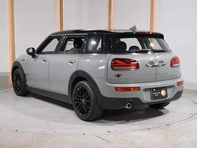 Bmw MINI COOPER D CLUBMAN ベースグレード photo 2