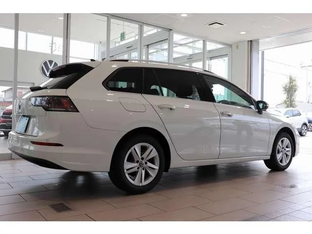 Volkswagen VOLKSWAGEN GOLF VARIANT eTSI　アクティブ photo 4