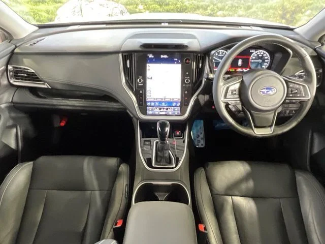 Subaru LEGACY OUTBACK リミテッド　EX photo 2