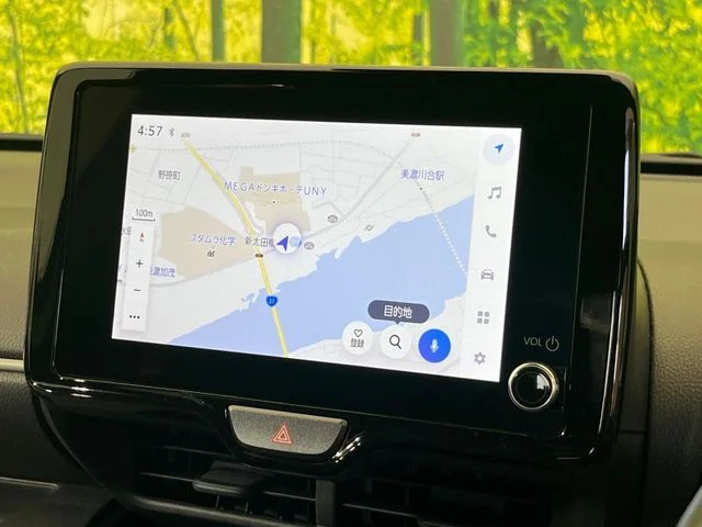 Toyota YARIS HYBRID Z photo 3