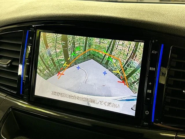 Nissan ELGRAND 4WD 250ハイウェイスターS　アーバンクロム photo 4