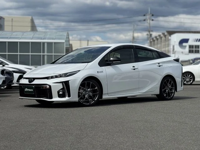Toyota PRIUS PHV S　GR　スポーツ 2022