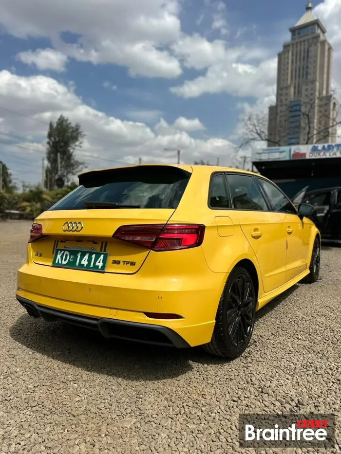 Audi A3 Sportback 30 Tfsi S Line — Engine