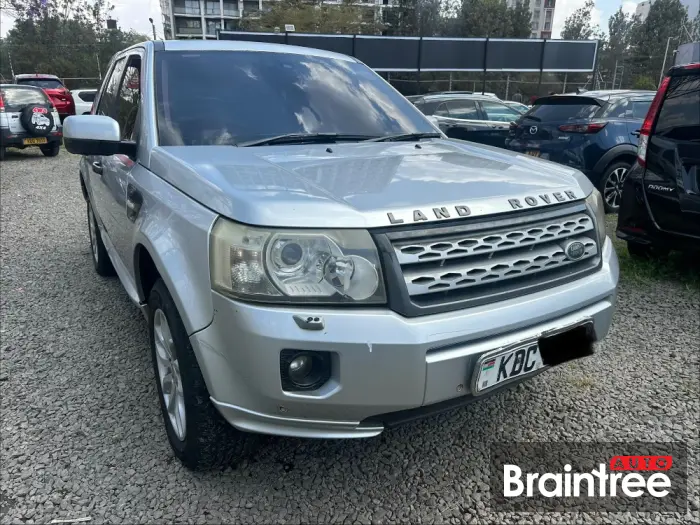 Landrover Freelander HSE i6 — Front Row